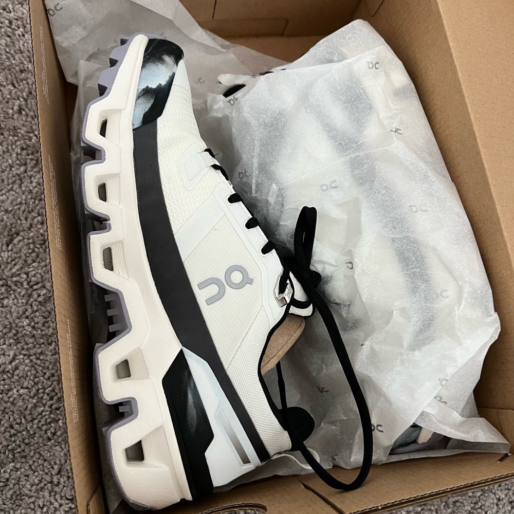 On Cloudwander waterproof sneakers